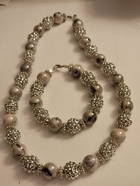 Silver Crystal and Pearl-Effect Necklace and Bracelet Set